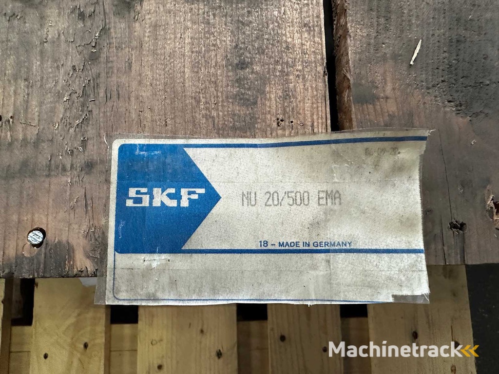 Large SKF bearing NU20/500EMA