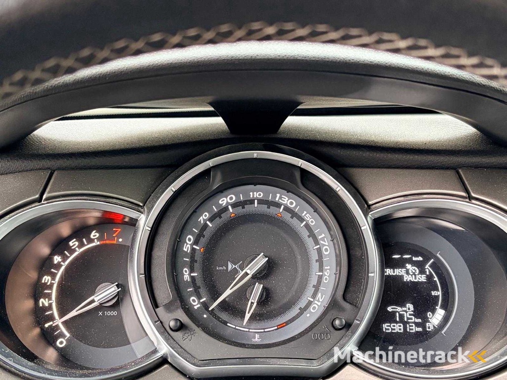 DS - 2017 - 3 - 1.2 PureTech So Chic - NG-544-V