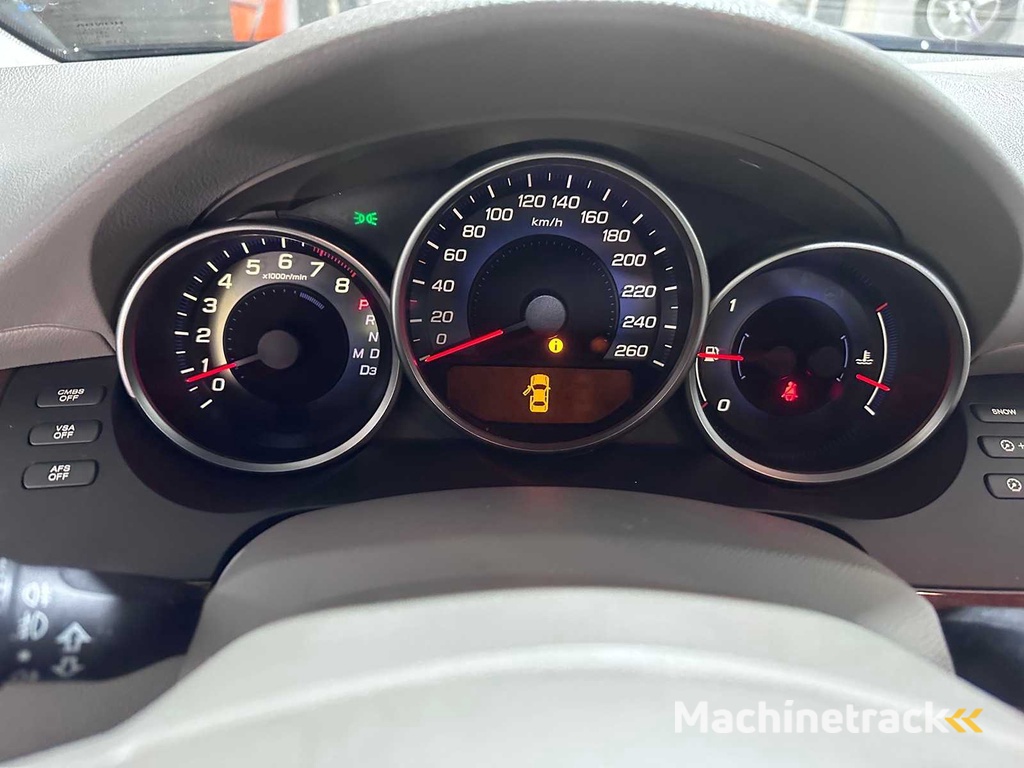 Honda - Legend - 3.5 V6 AUTOMATIK - 5-TFS-99