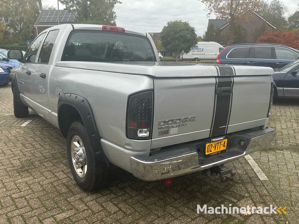2004 Dodge RAM 2500 5.7 V8 02-VTT-4