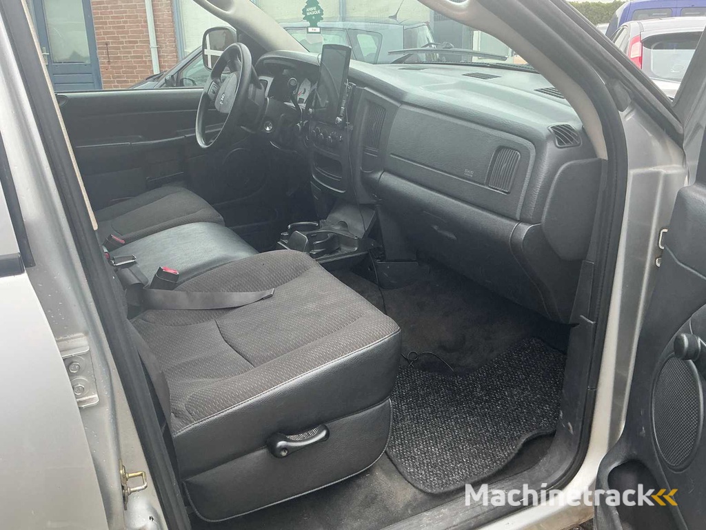 2004 Dodge RAM 2500 5.7 V8 02-VTT-4