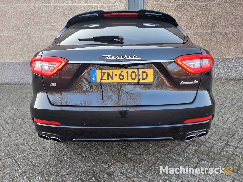 2017 Maserati Levante 3.0 V6 D Allradantrieb PKW