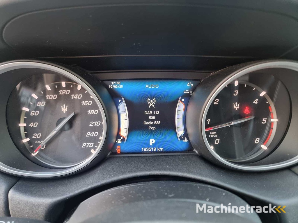 2017 Maserati Levante 3.0 V6 D Allradantrieb PKW