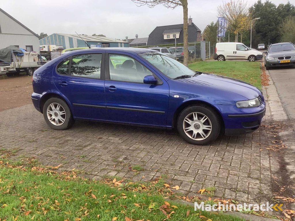 2001 SEAT Leon 1.6-16V Stella Passenger Car