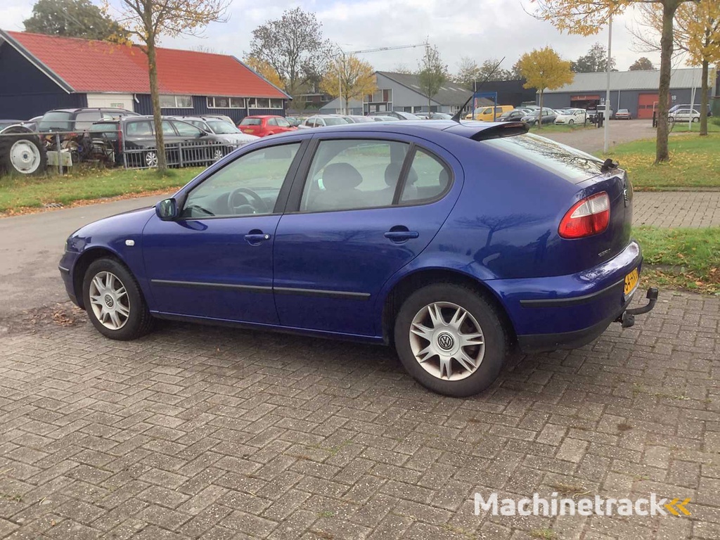 2001 SEAT Leon 1.6-16V Stella Passenger Car