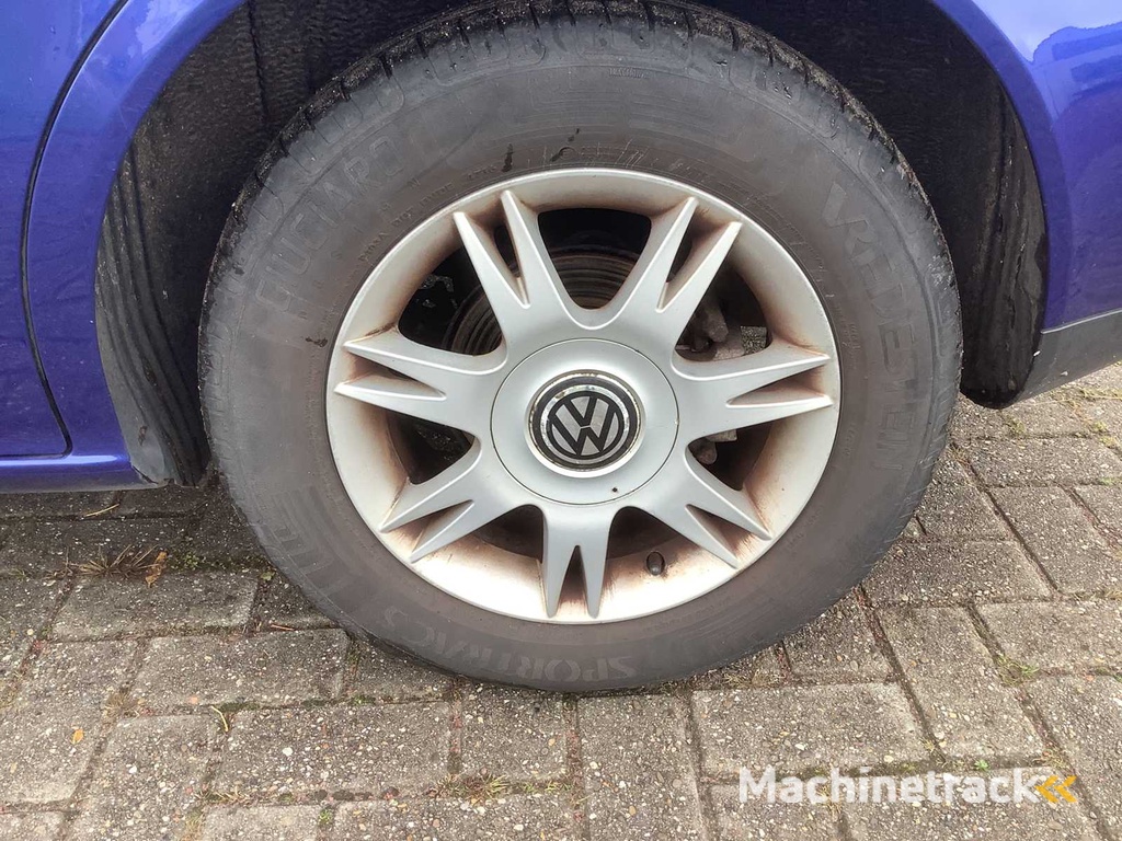 2001 SEAT Leon 1.6-16V Stella Passenger Car