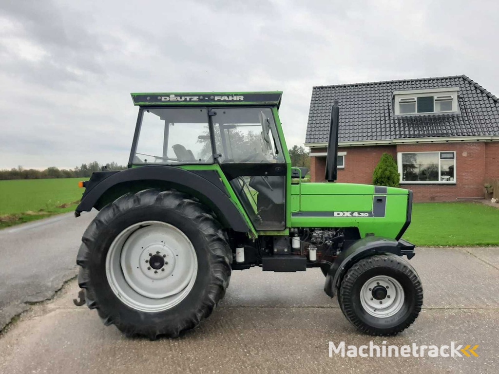 1986 Deutz-Fahr DX 4.31 Two-wheel drive farm tractor