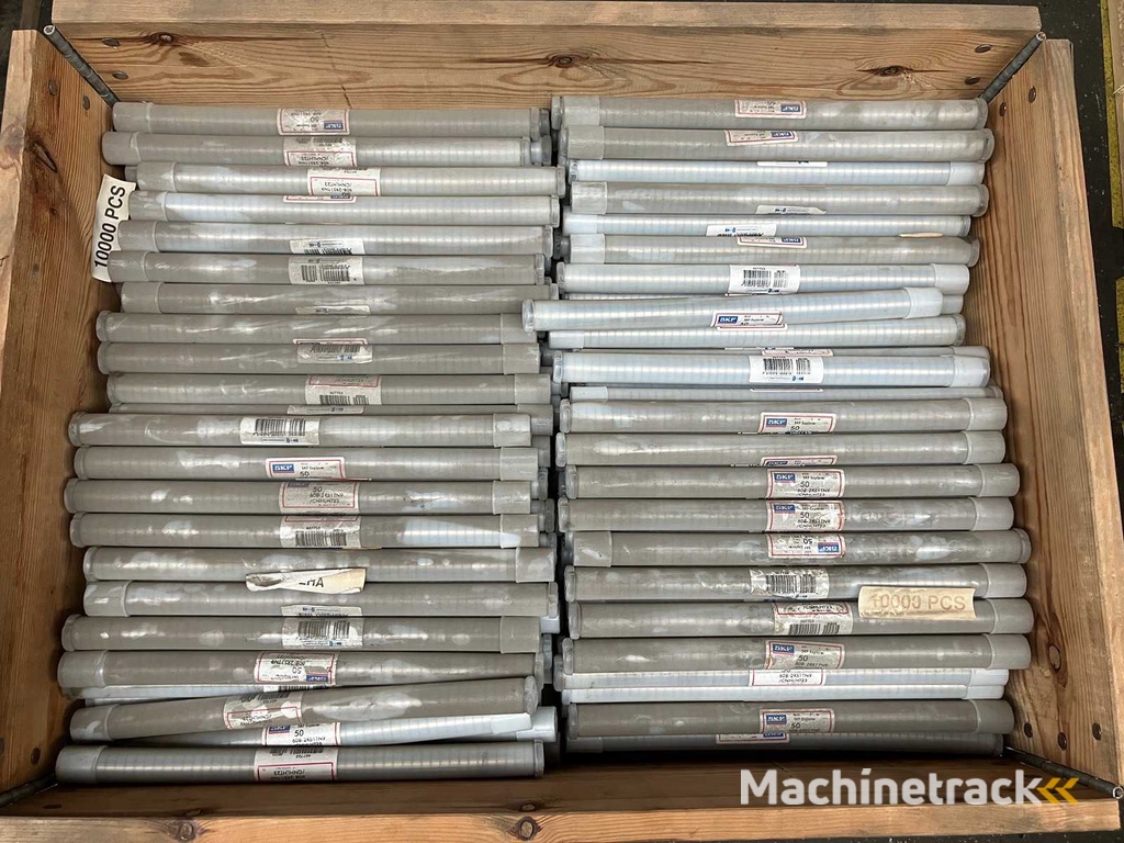 9000x 608-2RS1TN9/CNHLHT23 SKF - 111 kg net