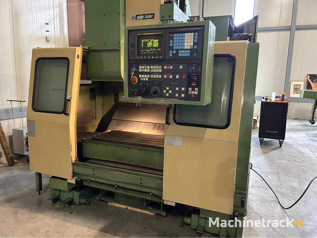 1991 Mori Seiki MV-40B CNC Universeel machinecentrum