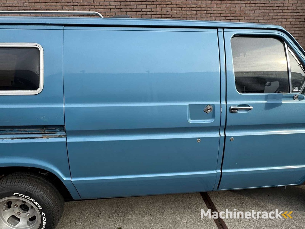 Ford - Econoline - E-Serie 351 - 5.8L V8 Windsor C6 - 1977