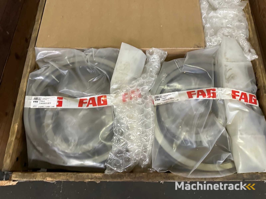4x F-582248.ZL FAG Bearings - 499 kg net