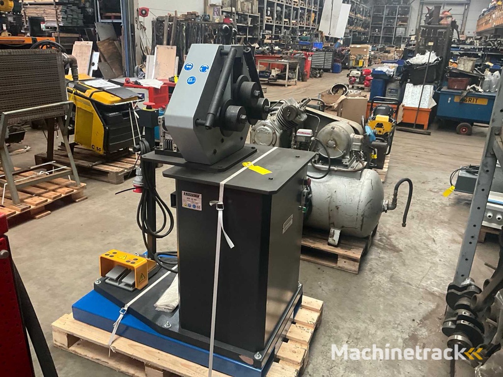 2012 Huvema MIP 30 HV Profilrolle