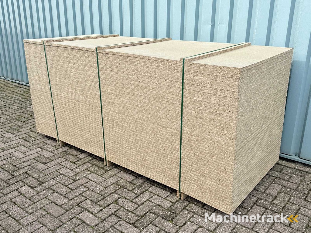 50x Spaanplaat 2690x1100x22mm. Geschikt voor stellingen / vlonders / legborden