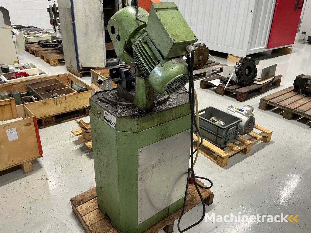 Bewo CPO 250 LT Kappkreissägemaschine