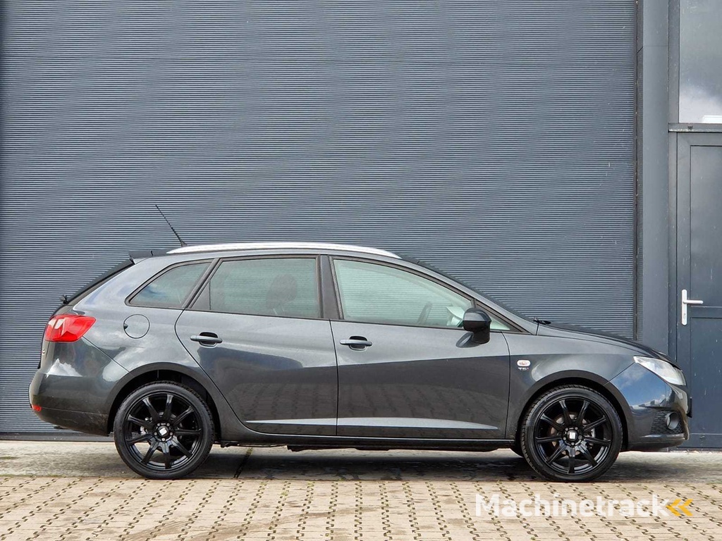 SEAT - 2011 - Ibiza ST - 1.2 TSI Sport - 66-RBV-5