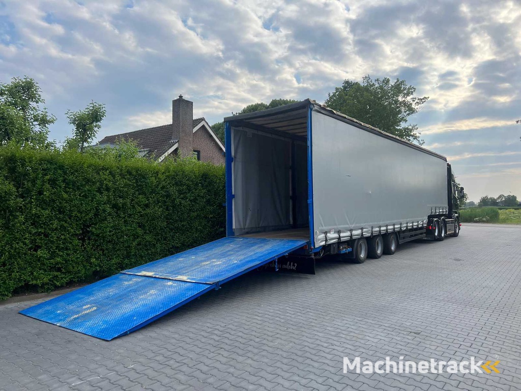 Kögel GNCO 24 Zeiltrailer