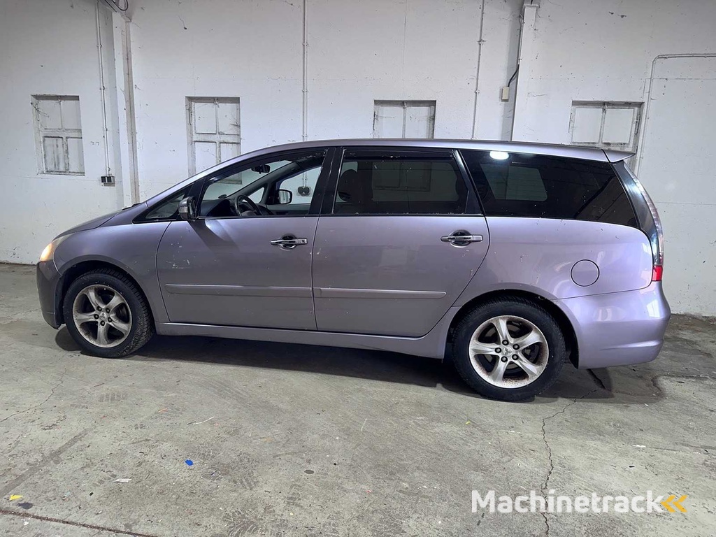 Mitsubishi - Grandis - 2.4-16V Intense 6p. - 16-PB-NK