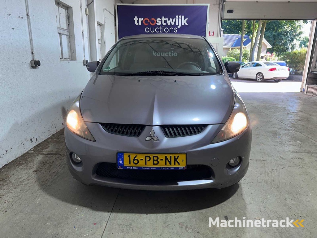 Mitsubishi - Grandis - 2.4-16V Intense 6p. - 16-PB-NK