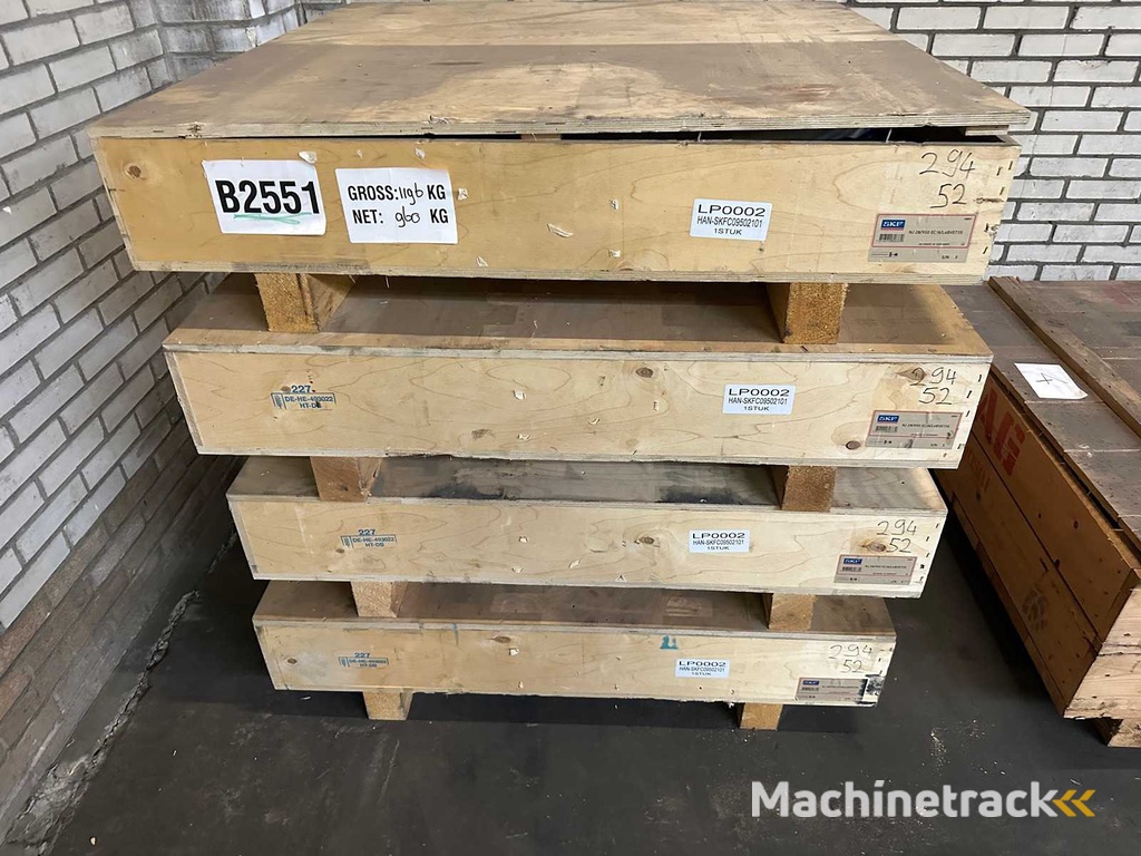 4x NJ28/950ECJA/L4BVE735 large SKF Bearings - 960 kg net