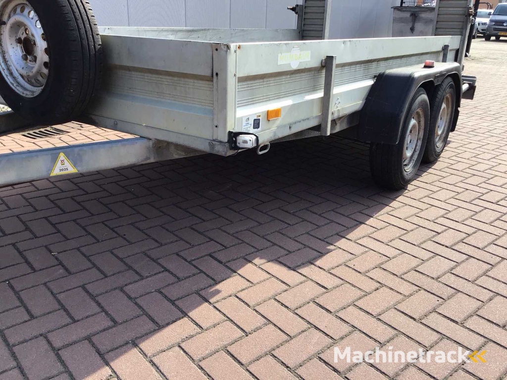 Humbaur Tieflader 2000 Maschinentransporter Auflieger