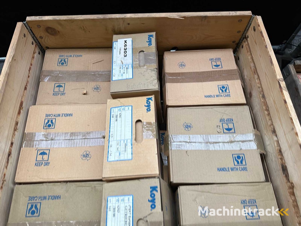 618 kg net bearings from NSK, Koyo and others