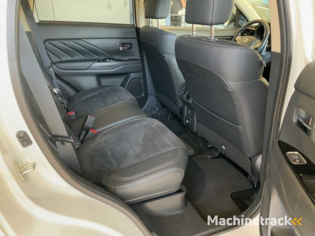 Mitsubishi Outlander 2.4 PHEV Spirit 4WD 2020