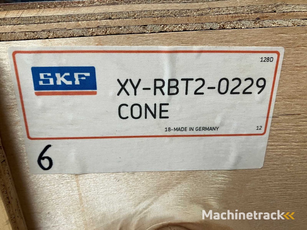 2x XY-RBT2-0229 SKF - 358 kg net