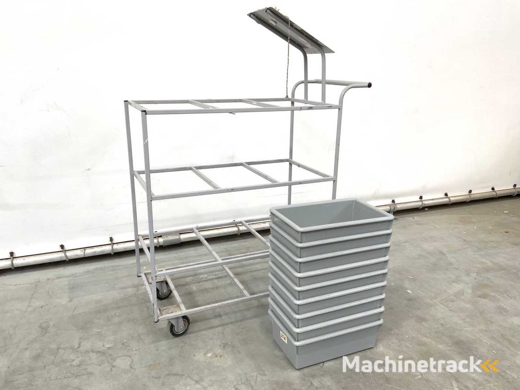 Wagen mit Behältern (4x)