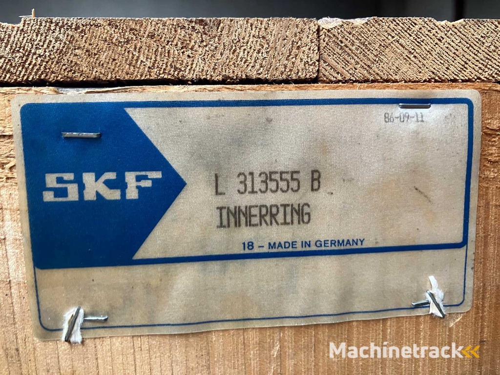 128 kg net large bearings from  SKF