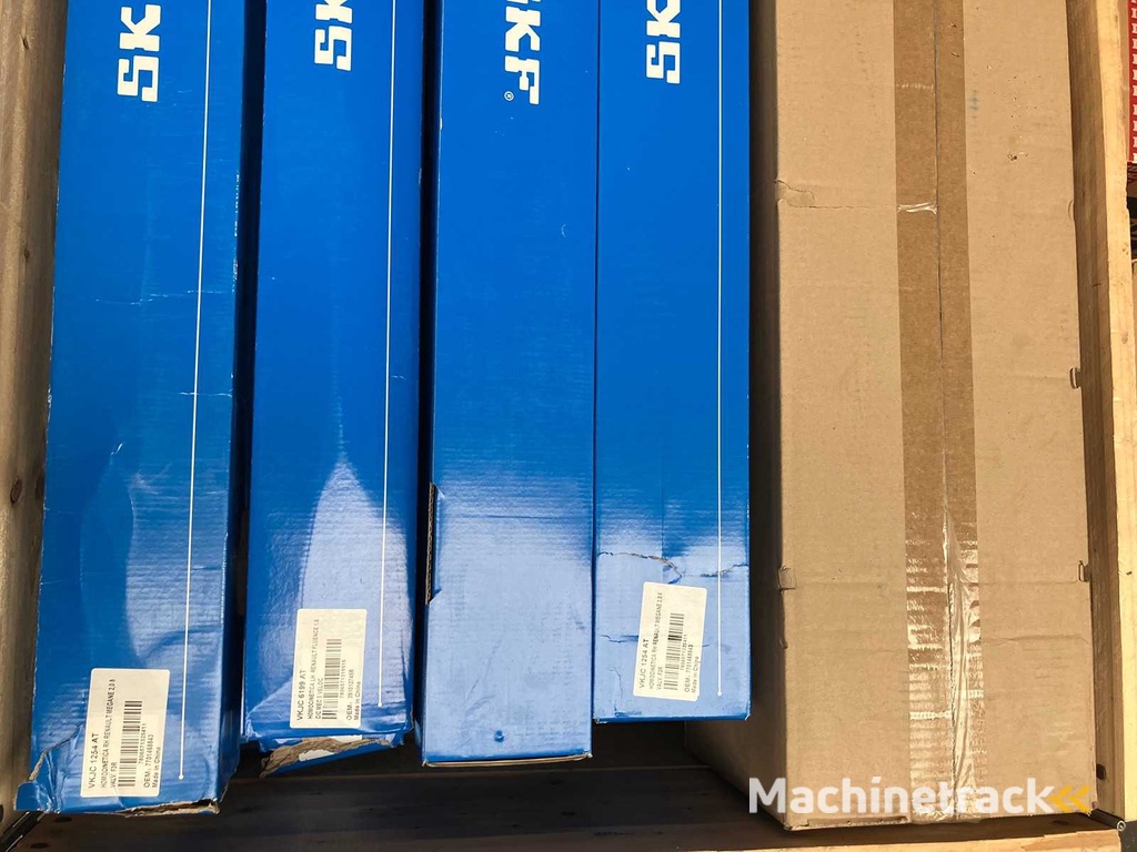 343 kg net automotive bearings from SKF