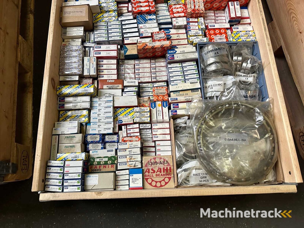 212 kg net bearings from SKF, FAG, INA, NTN, SNR, NSK, RHP, Koyo, NKE and others