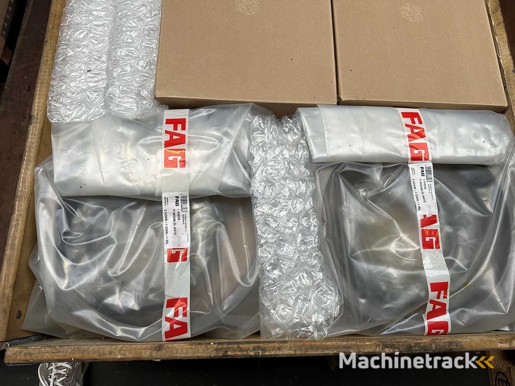 4x F-582248.ZL large FAG Bearings - 497 kg net