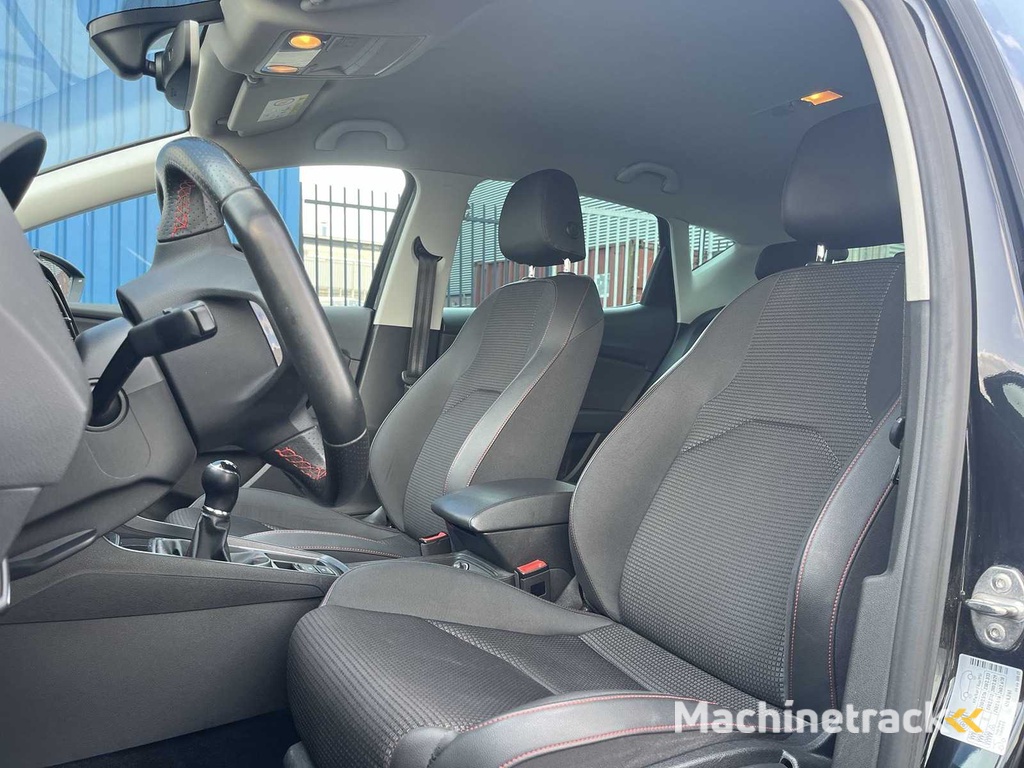 SEAT Leon 1.4 TSI FR BUSINESS 2017 | R-989-FS