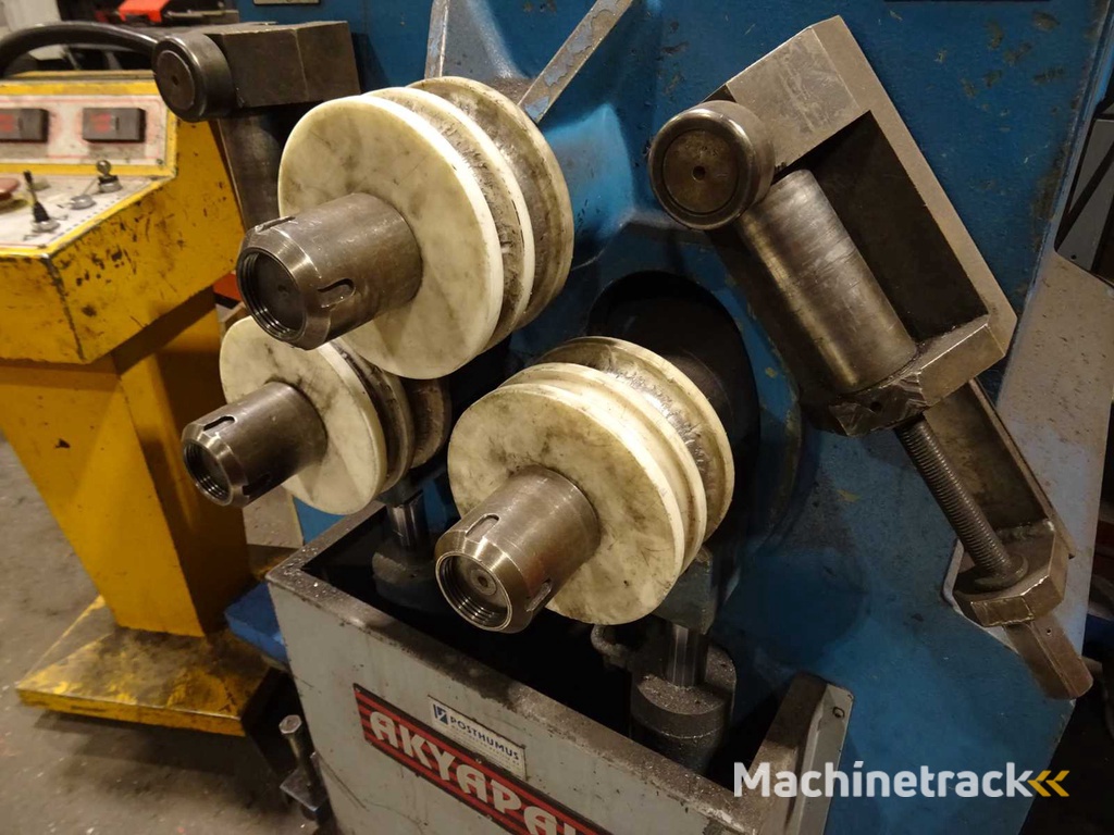 Akyapak - 1999 - APK60 - Hydraulische profielbuigmachine