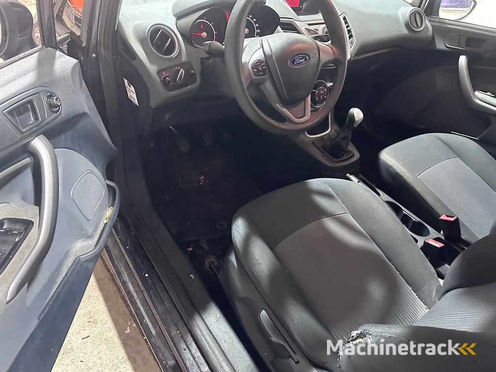 Ford - Fiesta - 1.25 Limited - 02-NRF-7