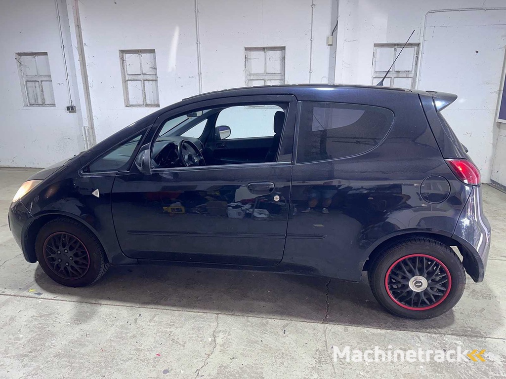 Mitsubishi - Colt - 1.3 Incharge - XK-222-K