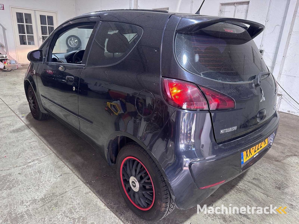 Mitsubishi - Colt - 1.3 Incharge - XK-222-K