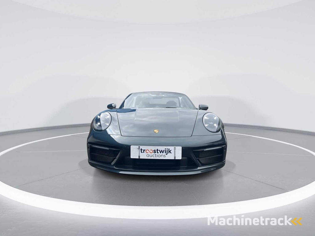 Porsche 911 Cabrio 3.0 Carrera S | FOREST GREEN | 2020 | 00-35-25