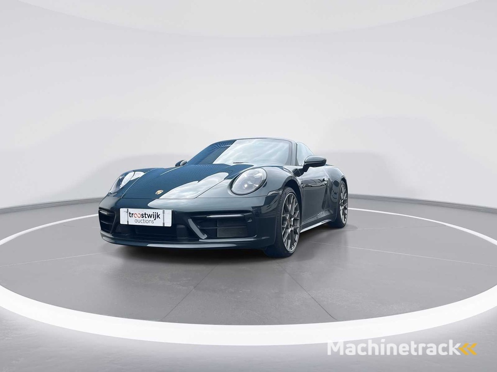Porsche 911 Cabrio 3.0 Carrera S | FOREST GREEN | 2020 | 00-35-25