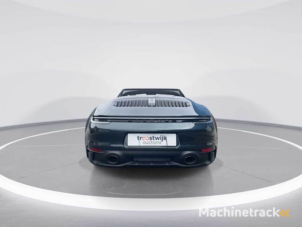 Porsche 911 Cabrio 3.0 Carrera S | FOREST GREEN | 2020 | 00-35-25