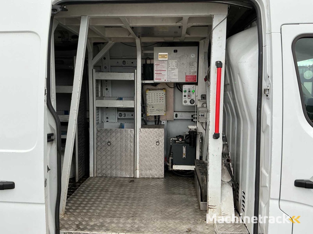 2012 - Renault - Master - T45 2.3 dCI L3H2 - Bedrijfswagen/Autohoogwerker 17M