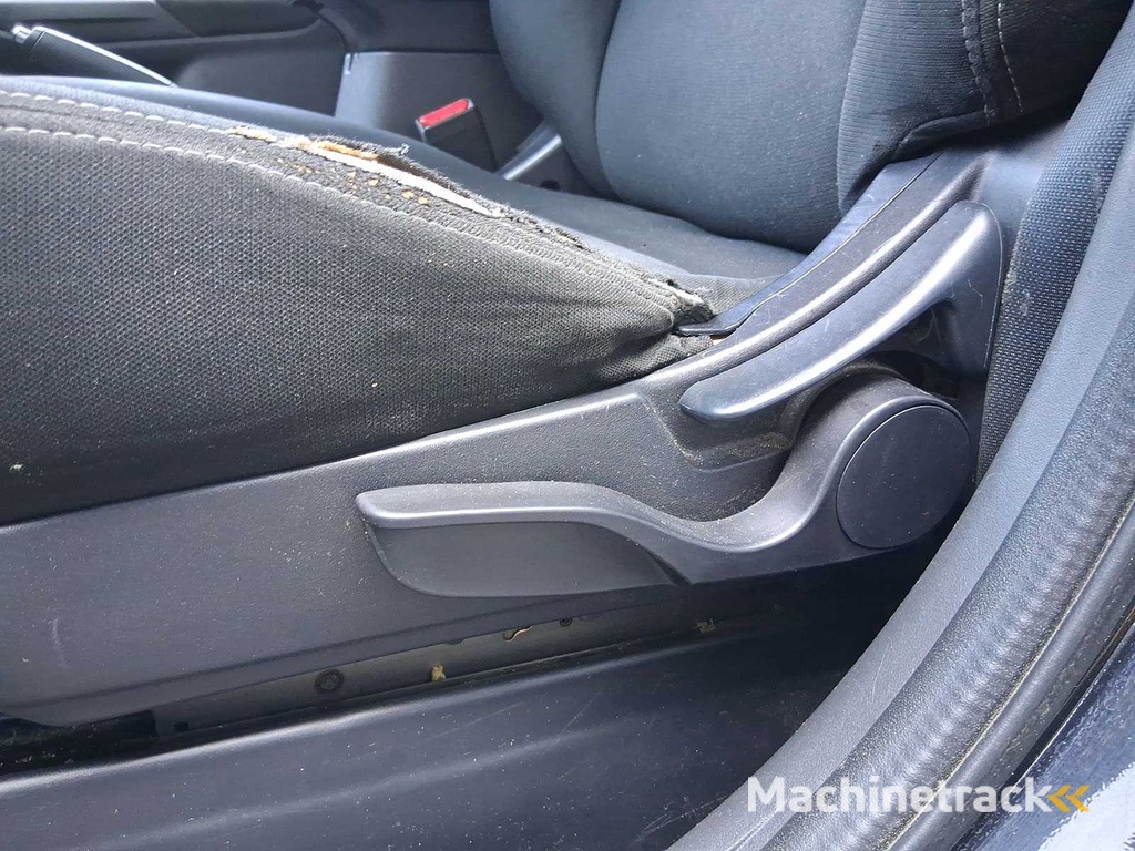 Mitsubishi Outlander 2.0 Business Edition Car 2015 | 6-ZST-57