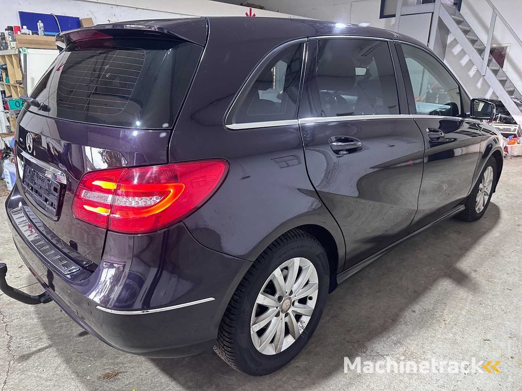 Merceder-Benz - B Klasse - 180CDI AUTOMAAT- Duitse papieren