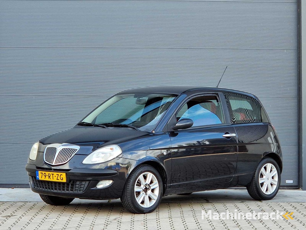 Lancia - 2005 - Ypsilon - 1.2-16V Oro - 79-RT-ZG