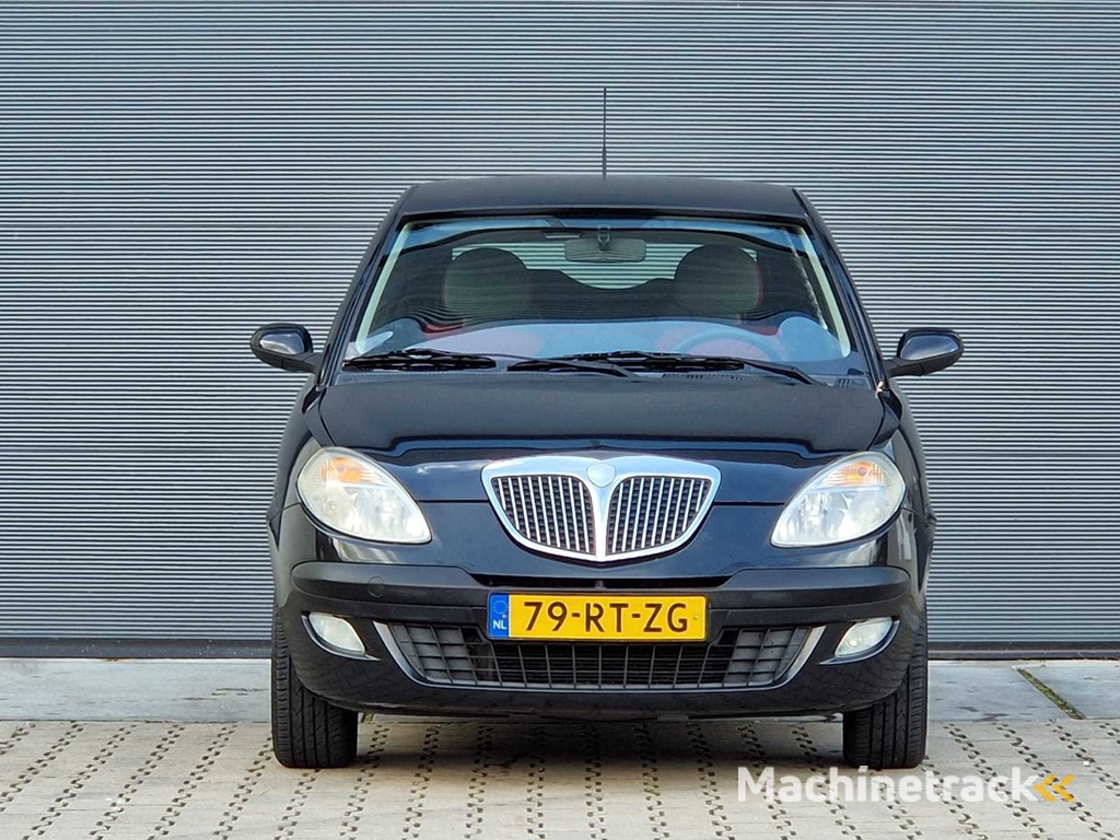 Lancia - 2005 - Ypsilon - 1.2-16V Oro - 79-RT-ZG