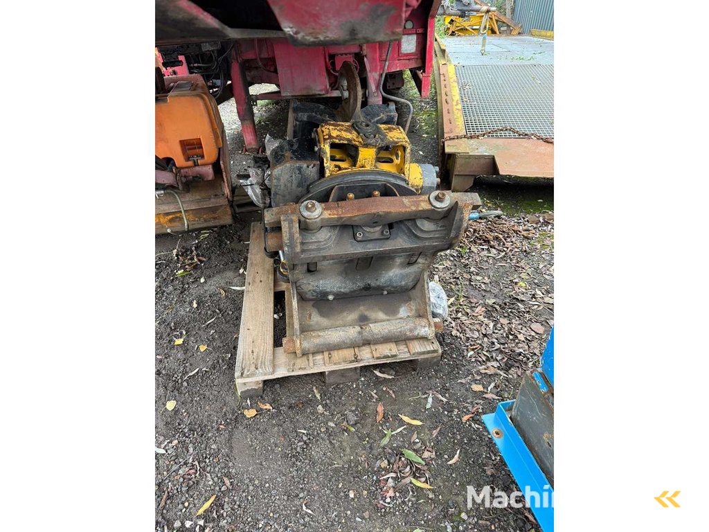 Engcon - 2011 - EC20B-CW30 - Tiltrotator