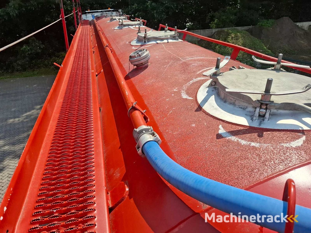 1999 Benalu T39NLNEP tankoplegger / tankwagen