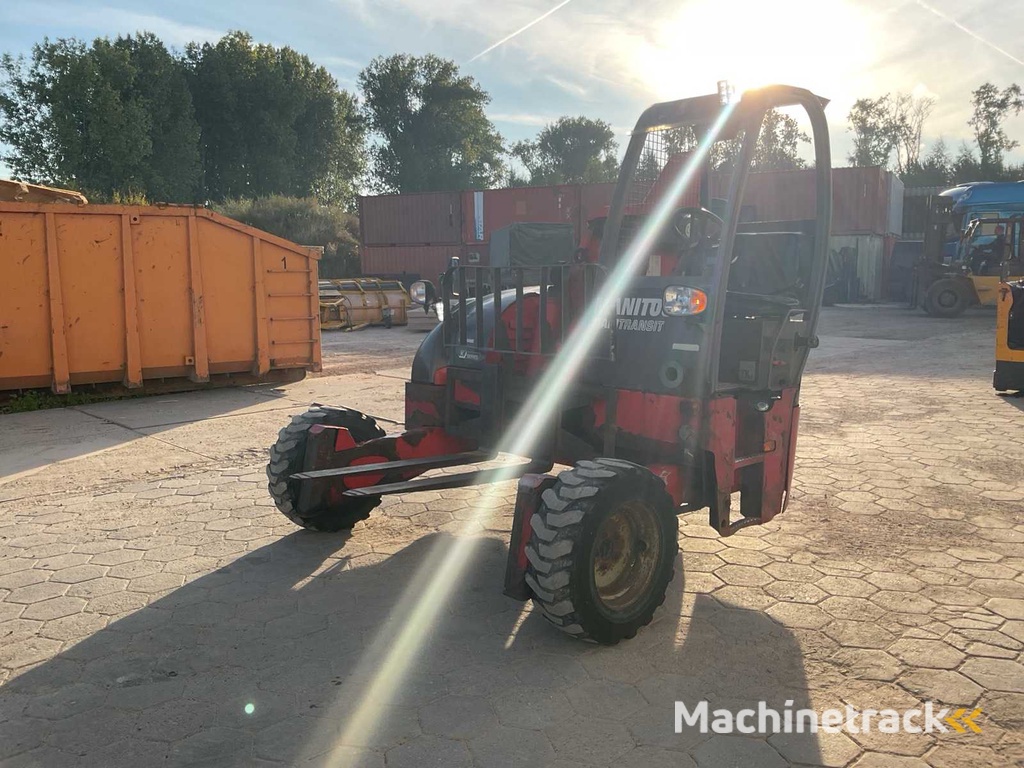 2011 Manitou TNT25S Meeneemheftruck