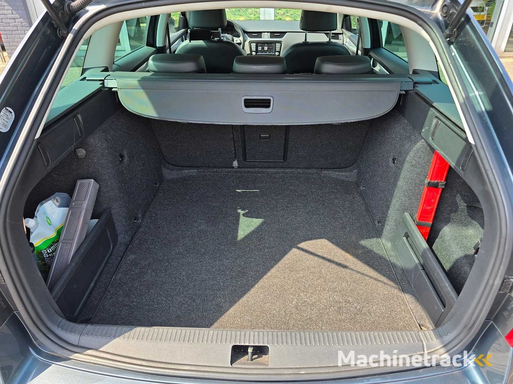 Skoda Octavia Combi 1.0 TSI Greentech Ambition Business 2017 | KX-498-N