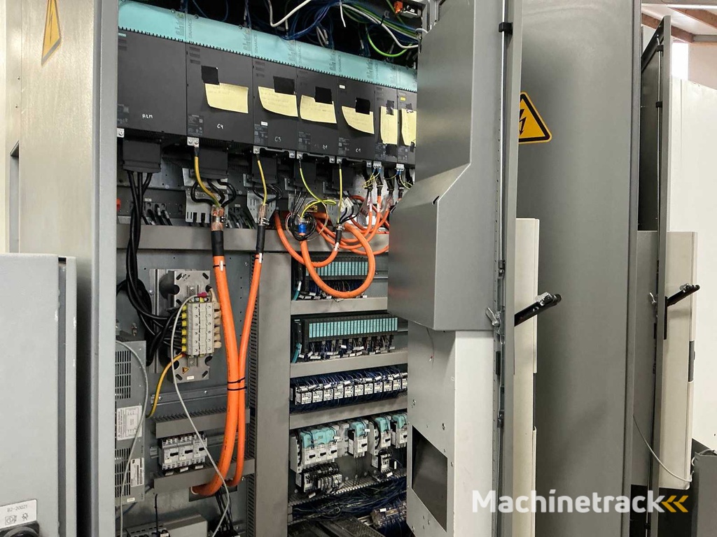 2007 DMG Gildemeister GMX 200 CNC-Drehmaschine